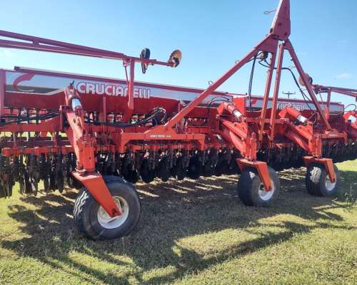 Crucianelli Pionera 55 a 17