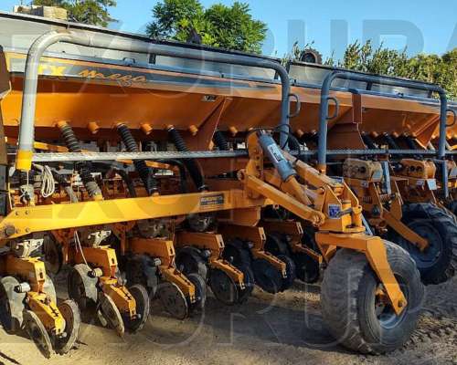 Agrometal TX Mega 16/52 Neumática 2011, Fertilización Simple