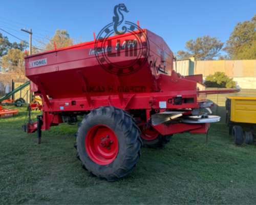 Fertilizadora Yomel Impala 5.000 LITROS/6.000 Kilos