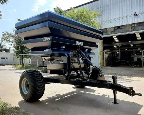 Fertilizadora Bernardin Vortex 3000 Litros 36 Metros