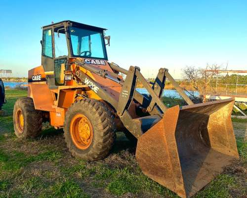 Pala Cargadora Case W20e 2005 5000hs