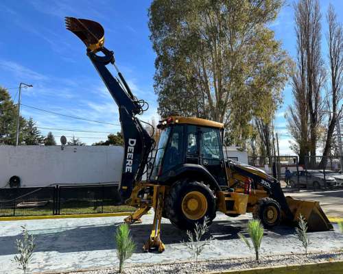 John Deere 310l 4X4 año 2019