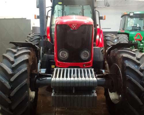 Tractor Massey Ferguson 7021, año 2015. Excelente Estado