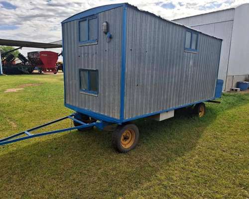 Casilla Rural Usada Agromaq 5,20 Mts X 2