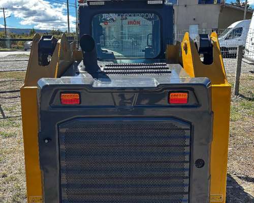 Minicargadora Iron Xc740c Nueva