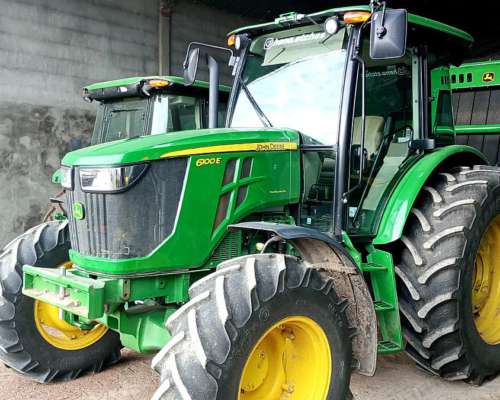 John Deere 6100e, Doble Tracion