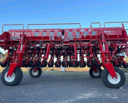 Sembradora Crucianelli Pionera 3321