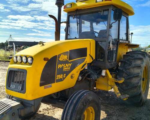 Tractor Pauny 250c, con Viesa y Vigia