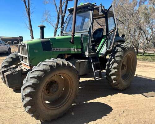 Deutz Allis 5.145 4 WD con Doble Embrague - muy Buen Estado