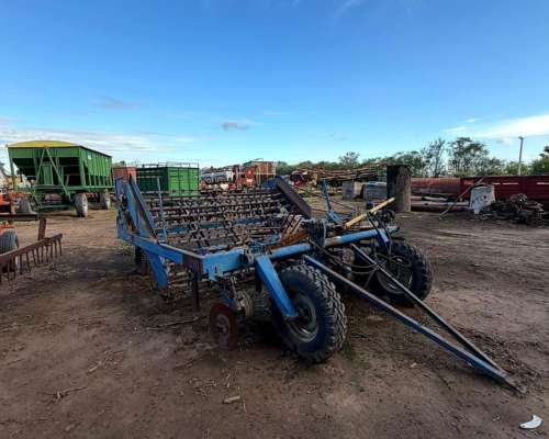 Arrancadora de Mani Agroindustrial 4x70