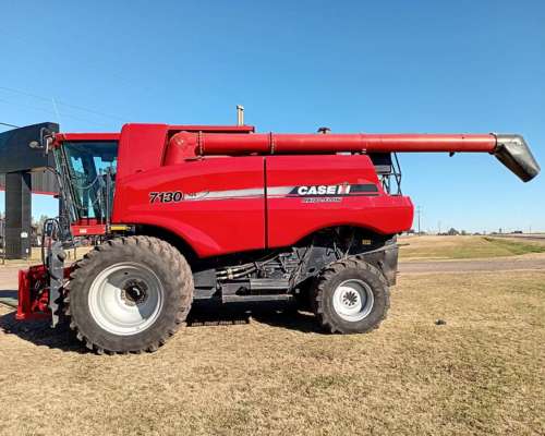 Case IH Axial Flow 7130 - año 2017