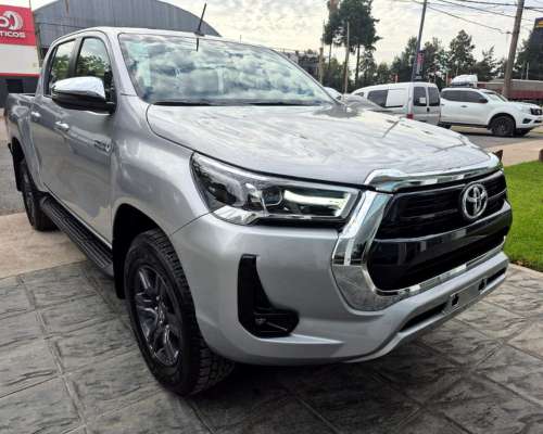 Toyota Hilux SRV 4X2 Automática (0 KM)