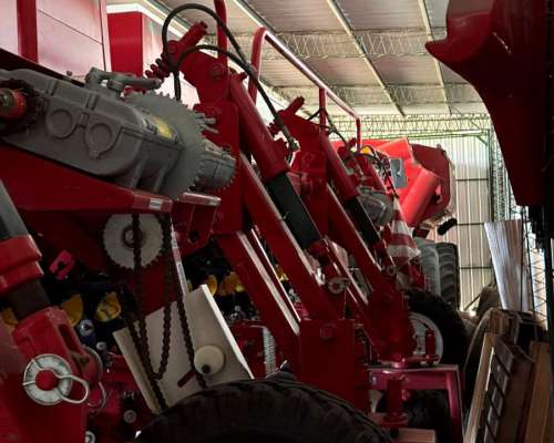 Sembradora Monumental 18 a 52 Neumatica