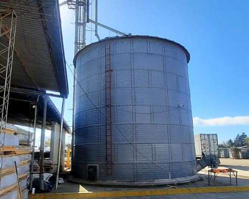 Planta de Silos de 350 TON C/U MÁS Noria Doble 36 Metros