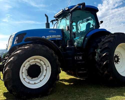New Holland - T7.215