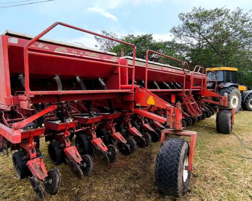 Crucianelli Gringaiv Modelo 2005 de 16 a 52 Doble Fertilizac