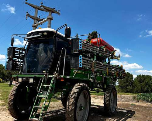 Fertilizadora Metalfor 3200 con Altina