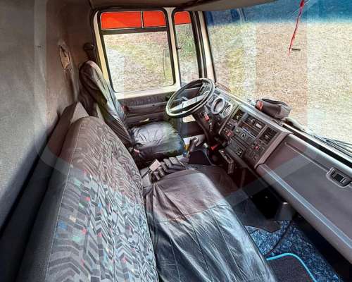 Ford Cargo 1317e Modelo 2011 con Caja y Equipo