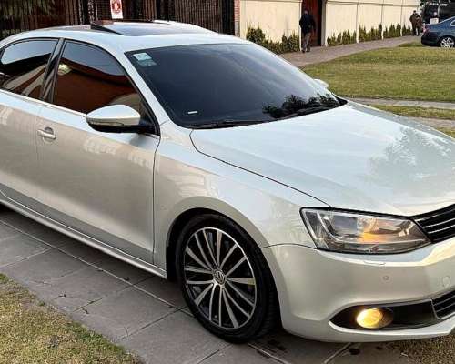 Volkswagen Vento Sportline 2.0 TSI - 2012 / Exc. Estado