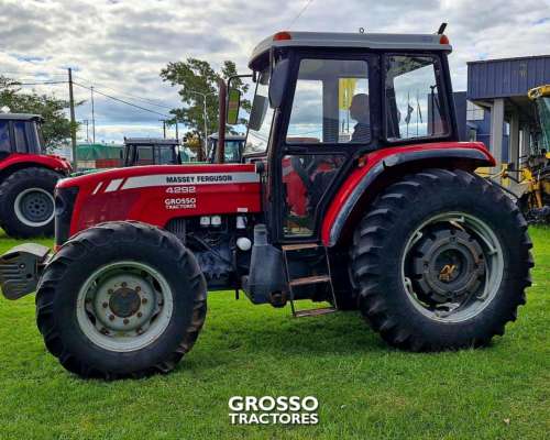 Tractor Massey Fergurson 4292, 2013