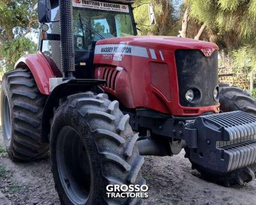 Tractor Massey Ferguson 7021, año 2016