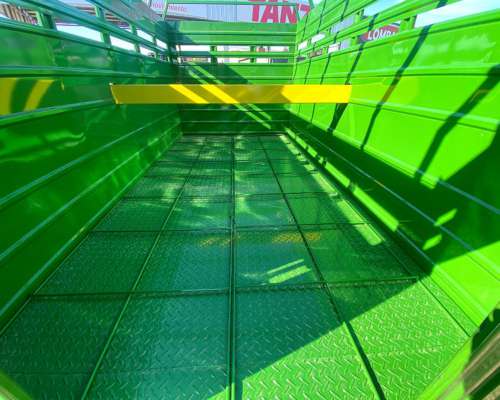 Acoplado Jaula para Hacienda 4x2mts - Disponible