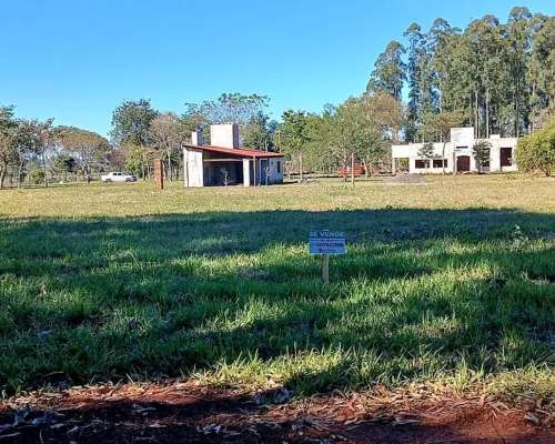 Venta de Terreno en Club de Campo los Agapantos, Apostoles,