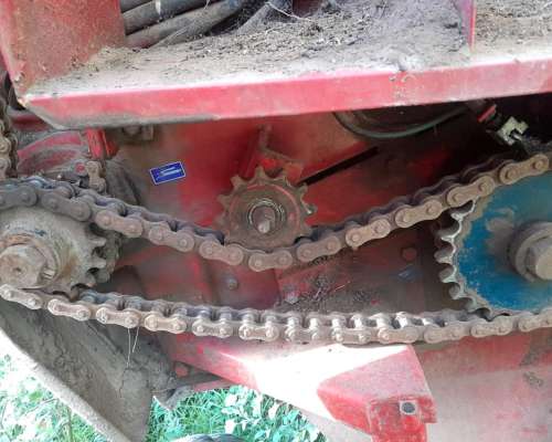 Rotoenfardadora Mainero Mod 5880 Monitor RF1000