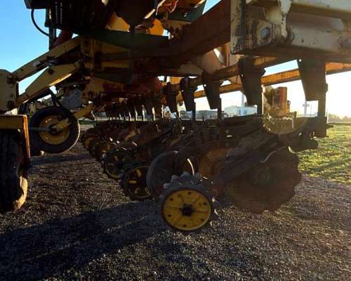Fertilizadora Incorporadora SR 15 a 52