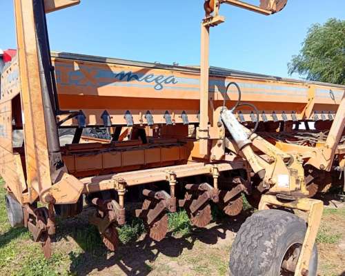 Sembradora Agrometal TX Mega 16 a 52 Mecánica.