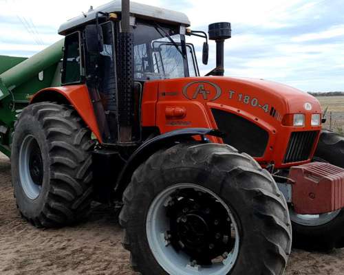 Tractor Agrinar 180. 2006.motor Perkins.doble Tracción.