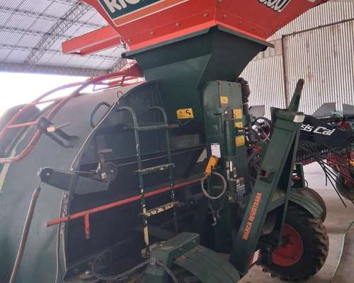 Embolsadora de Granos Richiger R990