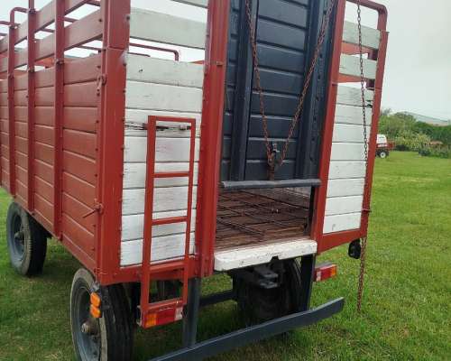 Acoplado Vaquero-cereal Varanda Volcable