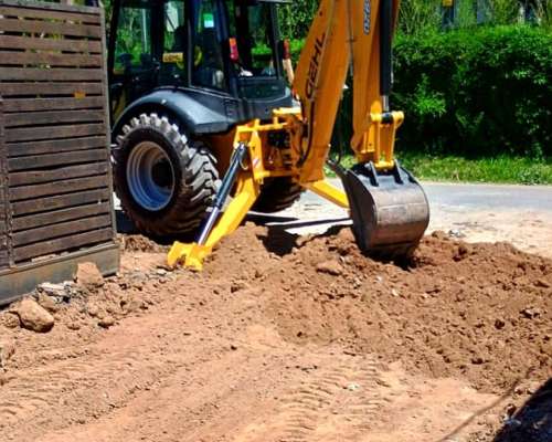 Movimiento de Suelo, Plateas, Tosca