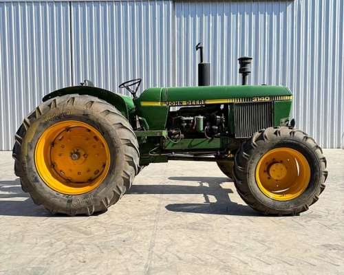 Tractor John Deere 3140, 110 HP, 4x4, sin Cabina, año 1985