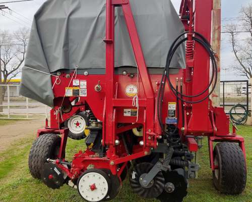 Apache 27.000+ Neumática Doble Fertilización