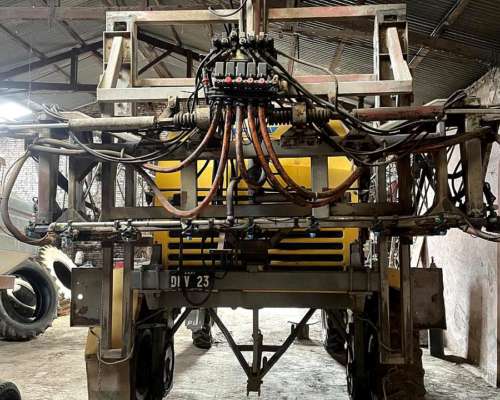 Pulverizadora Pla MAP 3000 28mts de Botalon