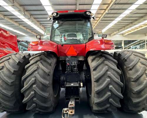 Case IH Magnum 340 - año 2016