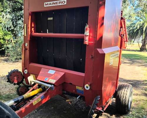 Rotoenfardadora Mainero 5880 con Monitor