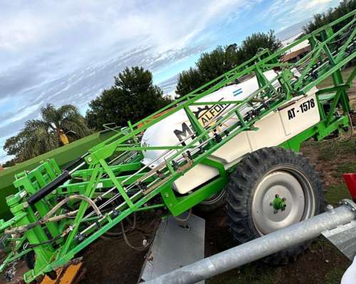 Pulverizador de Arrastre Metalfor 3000 MAX