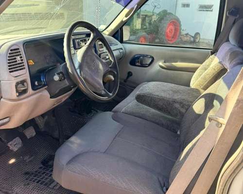 Camioneta Chevrolet Silverado DLX MWM