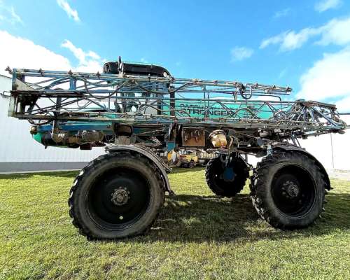 Pulverizadora Autopropulsada Montana Parruda Stronger 3030