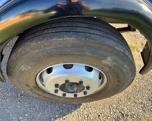 Mercedes Benz 1114 con Motor 1518