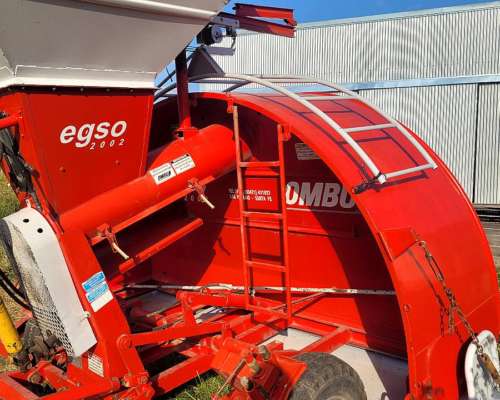 Embolsadora de Granos Ombu Egso 2002. Buen Estado