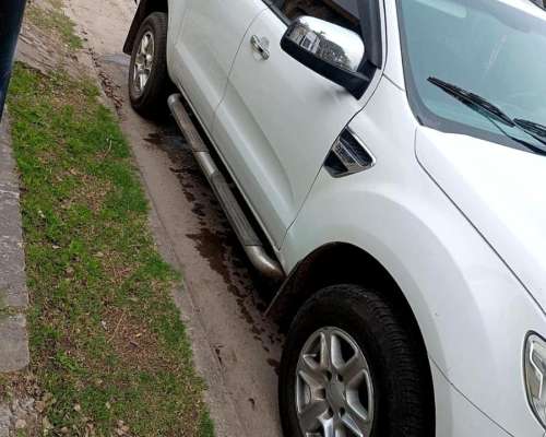 Ford Ranger XLT 2015 - 44 Automática