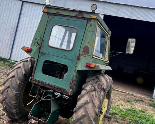 Tractor John Deere 2420