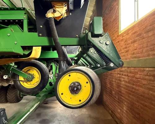 John Deere Modelo 1740 16 a 52 Neumática Precision Planting