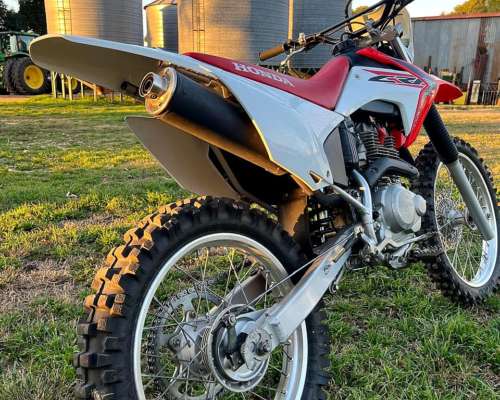 Moto Honda CRF230 F