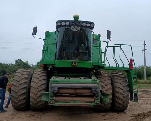 John Deere 9870 con Draper de 40 Píes