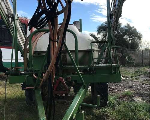 Oportunidad — Pulverizadora Hidráulica Pampero Delta 2000
